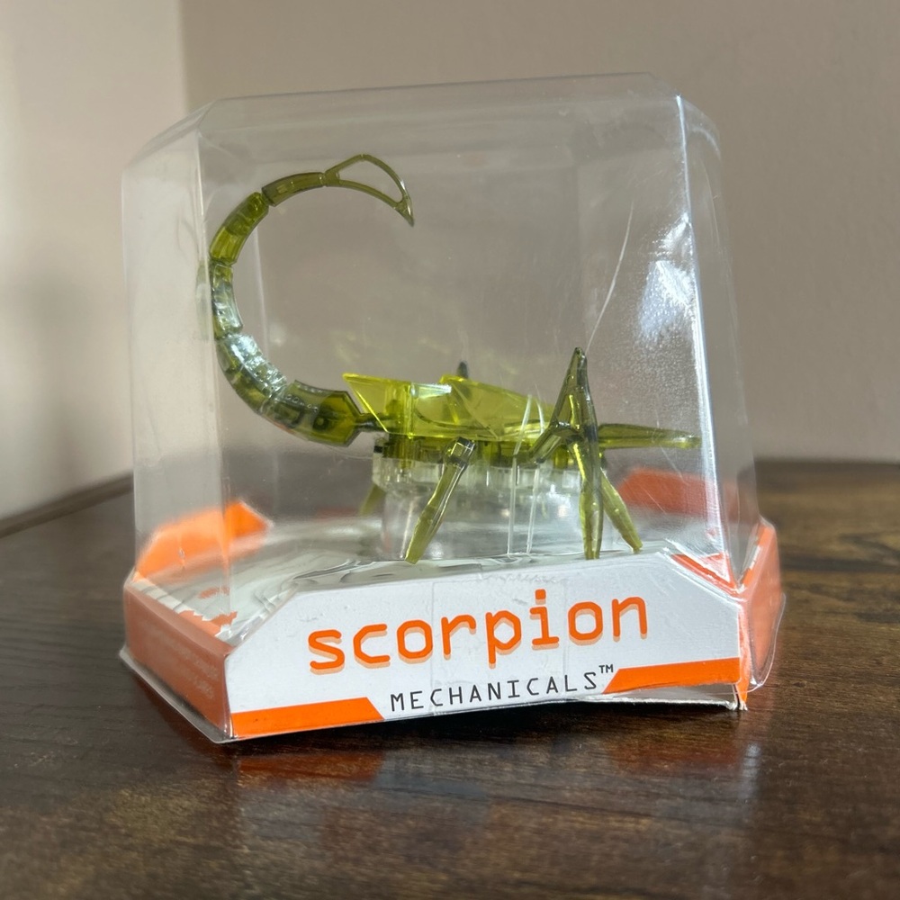 Scorpion Mechanicals Yellow Figurine